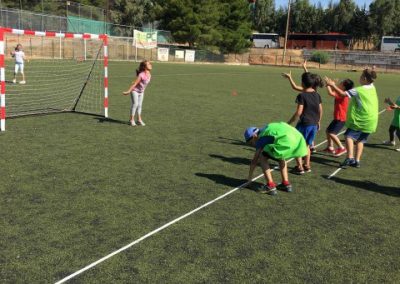 Παίζοντας χάντμπολ